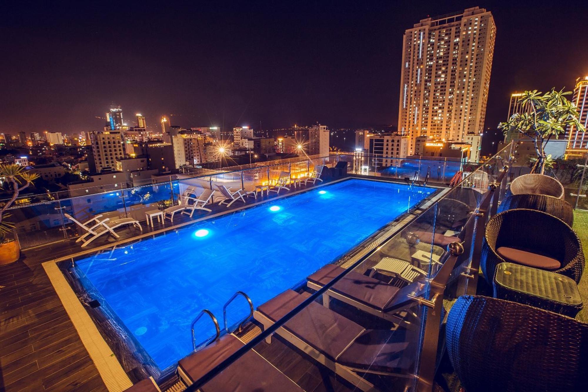 Aria Grand Hotel & Spa Da Nang Bagian luar foto